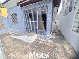 CASA NA RUA PROPRIÁ