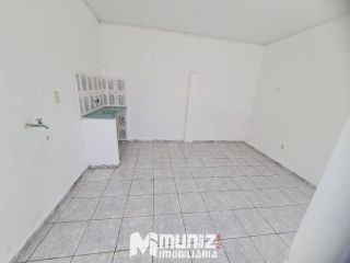 CASA NA RUA PROPRIÁ