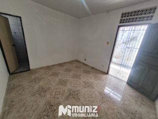 CASA NA RUA PROPRIÁ