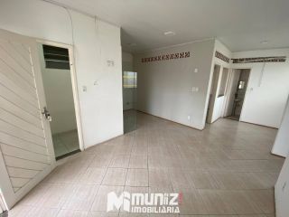 ALUGA-SE CASA NA PARTE SUPERIOR NA RUA ABIGAIL FERREIRA ARAUJO RAMOS