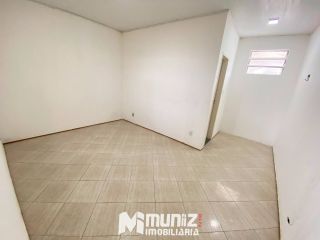ALUGA-SE CASA NA PARTE SUPERIOR NA RUA ABIGAIL FERREIRA ARAUJO RAMOS