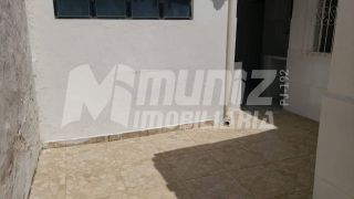 ALUGA-SE CASA NO ROSA ELZE