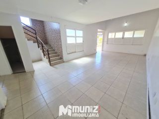 ALUGA-SE CASA C/ 02 PAVIMENTOS NO COND PORTAL DO MAR - MOSQUEIRO