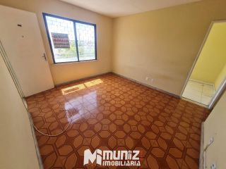 ALUGA-SE APT NO 18 DO FORTE