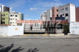 Excelente Apartamento No Condomínio Solares - Bairro Grageru