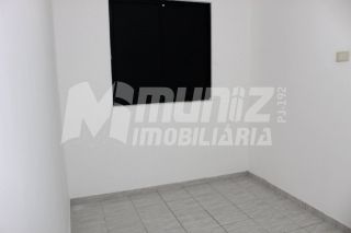 VENDE-SE APT EM FRENTE A UNIT DA FAROLANDIA