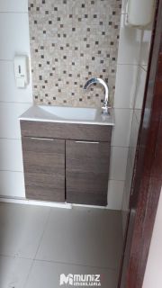 VENDE-SE CASA COM PONTO COMERCIAL - JABOTIANA