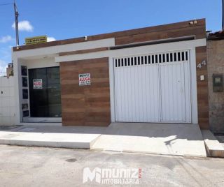 VENDE-SE CASA COM PONTO COMERCIAL - JABOTIANA