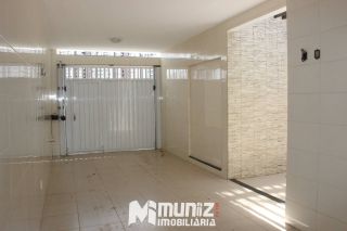 VENDE-SE CASA COM PONTO COMERCIAL - JABOTIANA