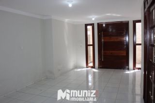 VENDE-SE CASA COM PONTO COMERCIAL - JABOTIANA