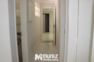 VENDE-SE CASA COM PONTO COMERCIAL - JABOTIANA
