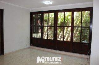 VENDE-SE CASA COM PONTO COMERCIAL - JABOTIANA