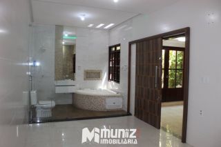 VENDE-SE CASA COM PONTO COMERCIAL - JABOTIANA