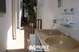 VENDE-SE CASA COM PONTO COMERCIAL - JABOTIANA