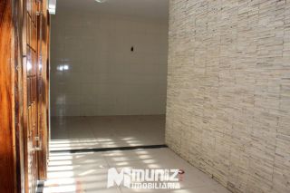 VENDE-SE CASA COM PONTO COMERCIAL - JABOTIANA