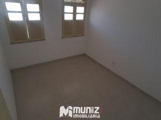 CASA NA RUA SENHOR DOS PASSOS