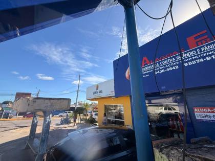 Ponto comercial com 95 m² na Avenida Presidente Getúlio Vargas por R$ 3.500,00
