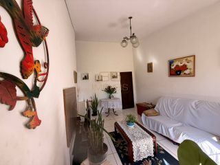 Casa ampla com 4 quartos no Salvador Lyra