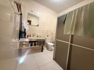 Casa ampla com 4 quartos no Salvador Lyra