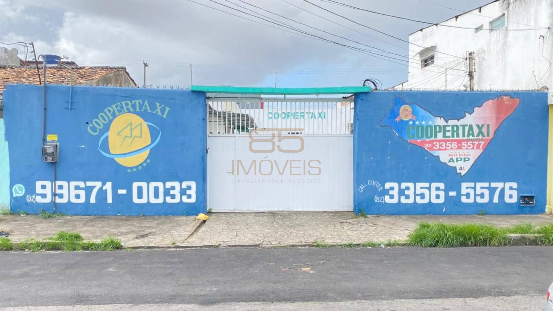 Espaço comercial com salas e auditório no Poço