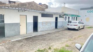 Espaço comercial com salas e auditório no Poço