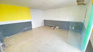 Espaço comercial com salas e auditório no Poço