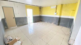 Espaço comercial com salas e auditório no Poço