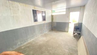Espaço comercial com salas e auditório no Poço