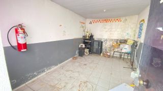 Espaço comercial com salas e auditório no Poço