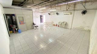 Espaço comercial com salas e auditório no Poço