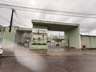 Apartamento com planejados no Bosque das Casuarinas
