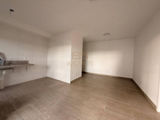 Apartamento para aluguel com 3 quartos, sendo 1 suíte.