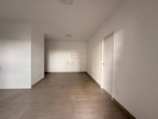 Apartamento para aluguel com 3 quartos, sendo 1 suíte.