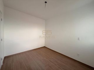 Apartamento para aluguel com 3 quartos, sendo 1 suíte.