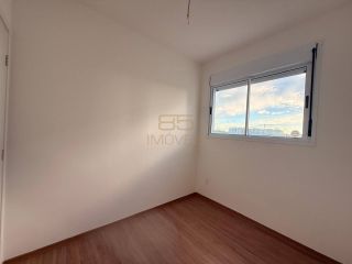 Apartamento para aluguel com 3 quartos, sendo 1 suíte.