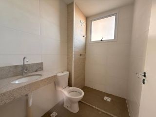 Apartamento para aluguel com 3 quartos, sendo 1 suíte.