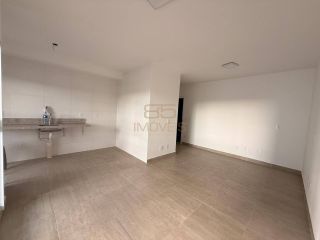 Apartamento para aluguel com 3 quartos, sendo 1 suíte.