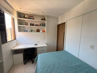 Apartamento semi mobiliado para aluguel na Ponta Verde