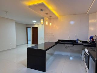 Casa com três quartos sendo duas suítes