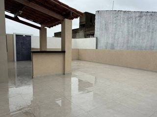Casa com três quartos sendo duas suítes