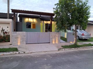 Casa reformada à venda no Condomínio Jardim dos Lírios
