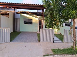 Casa reformada à venda no Condomínio Jardim dos Lírios