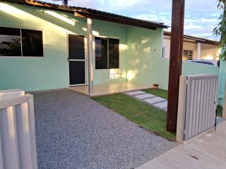 Casa reformada à venda no Condomínio Jardim dos Lírios