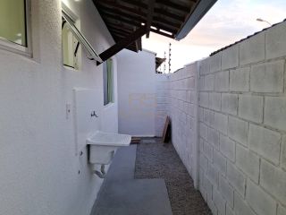 Casa reformada à venda no Condomínio Jardim dos Lírios