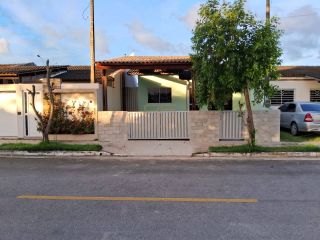 Casa reformada à venda no Condomínio Jardim dos Lírios