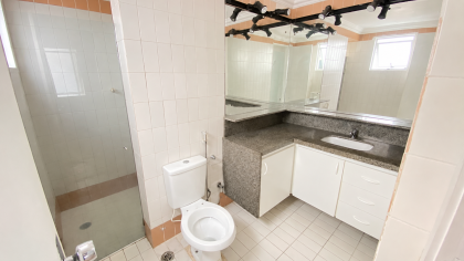 Apartamento amplo à venda a 80 metros da Orla de Ponta Verde | 138,72 m²