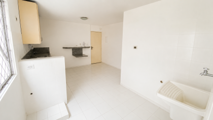 Apartamento amplo à venda a 80 metros da Orla de Ponta Verde | 138,72 m²