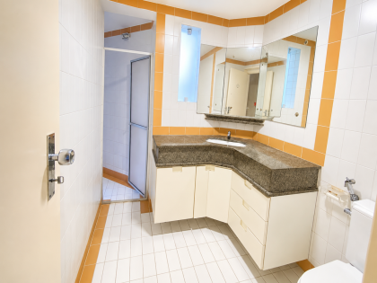 Apartamento amplo à venda a 80 metros da Orla de Ponta Verde | 138,72 m²