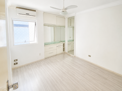 Apartamento amplo à venda a 80 metros da Orla de Ponta Verde | 138,72 m²