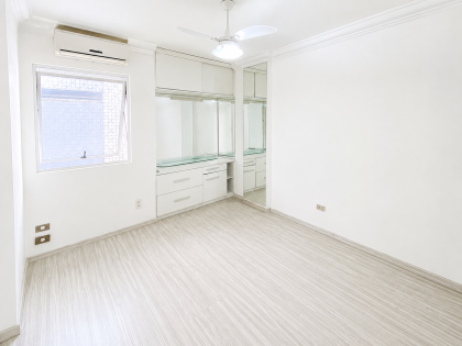 Apartamento amplo à venda a 80 metros da Orla de Ponta Verde | 138,72 m²